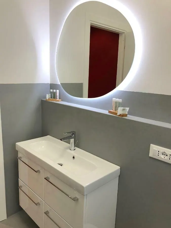 Ombra Del Gigante Suites Bologne